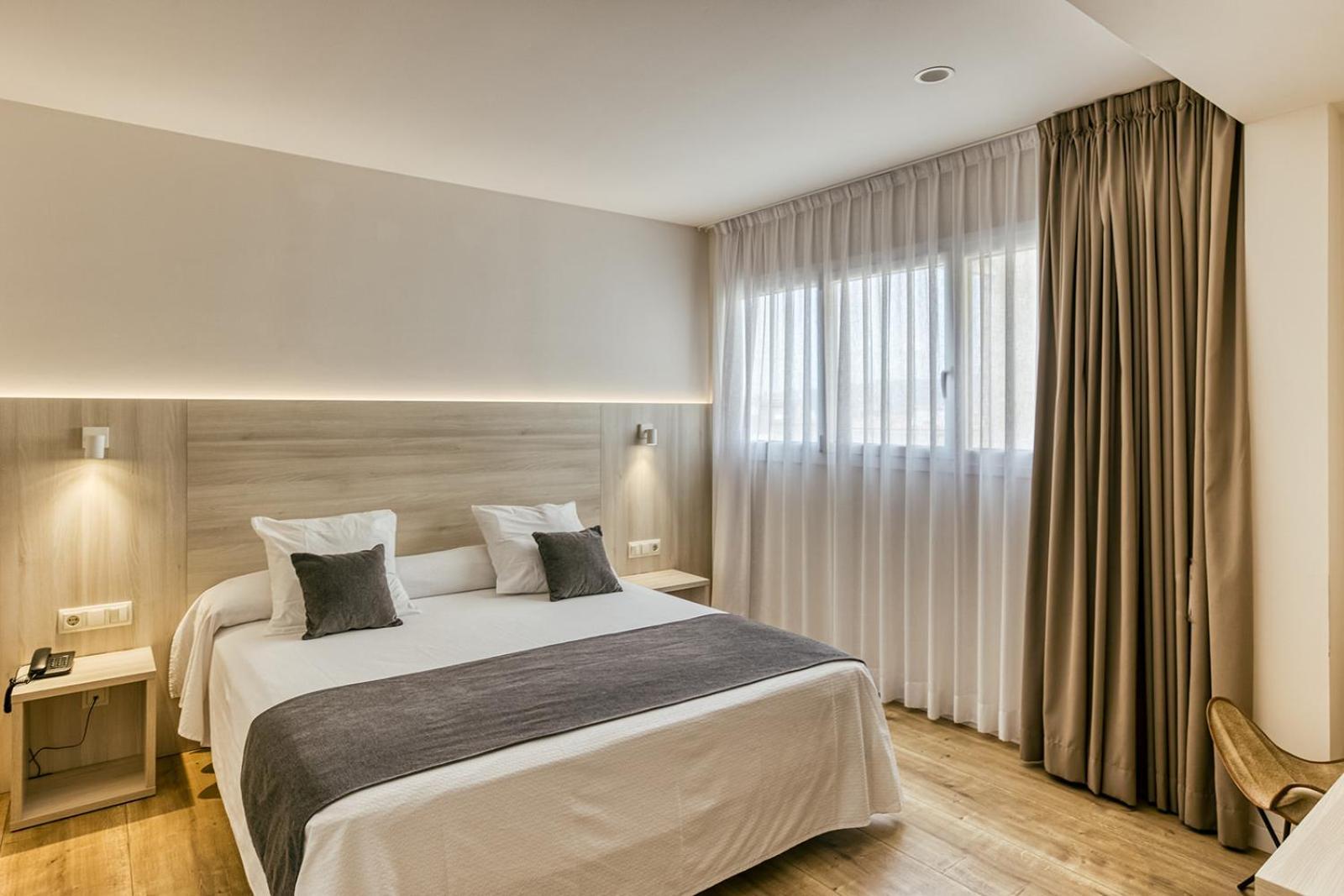 Hotel Emporium - Adults Only Castello  D'Empuries Esterno foto
